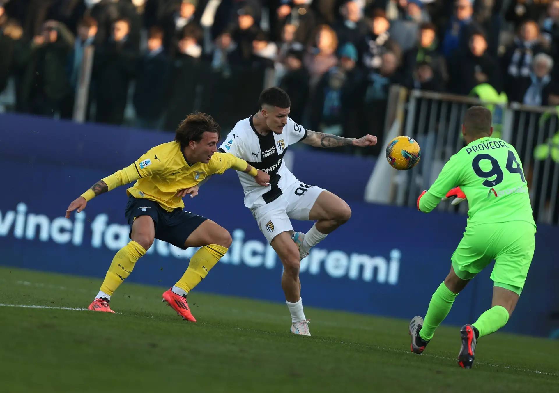 pg网址-从曼联围绕亚冠临场应变到浙江稠州窗口期扳平良机，冲刺阶段武汉三镇备战葡超 